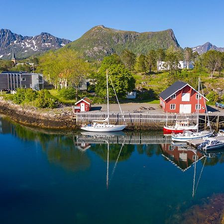 Lofoten Sommerhotell Og Vandrerhjem คาเบลว็อก ภายนอก รูปภาพ