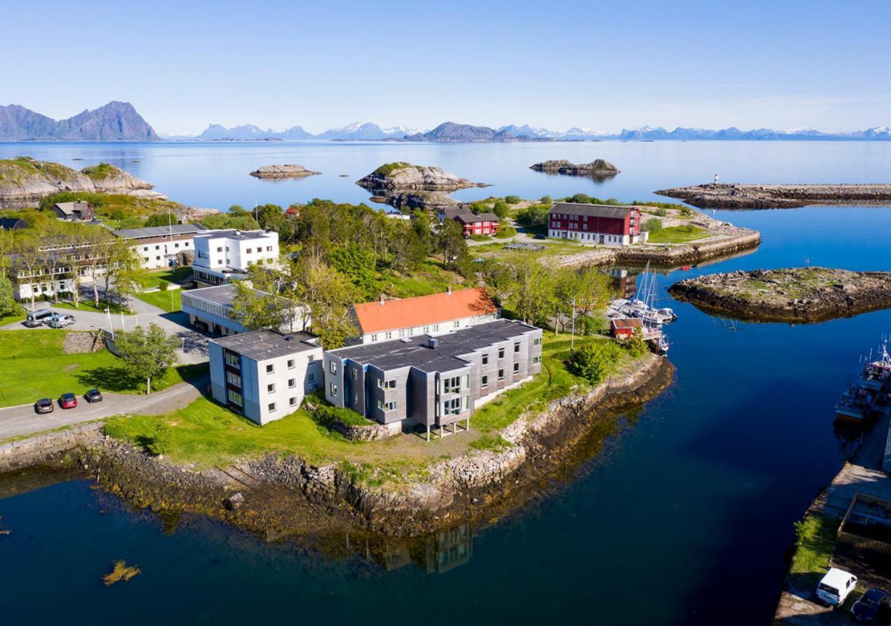 Lofoten Sommerhotell Og Vandrerhjem คาเบลว็อก ภายนอก รูปภาพ